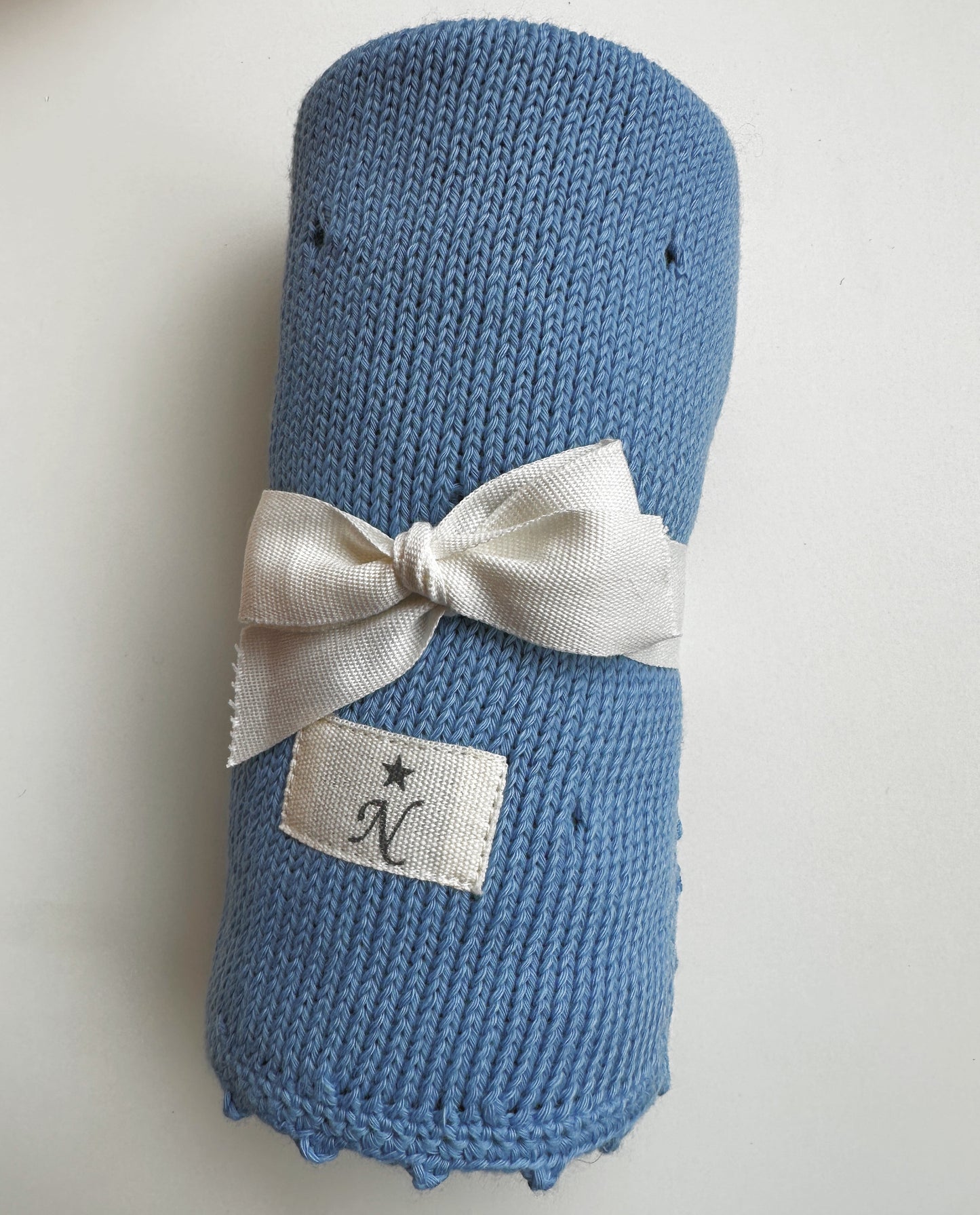 MANTITA/ ARRULLO HECHA EN ALGODÓN PARA BEBÉ 70CM X 50 CM AZUL