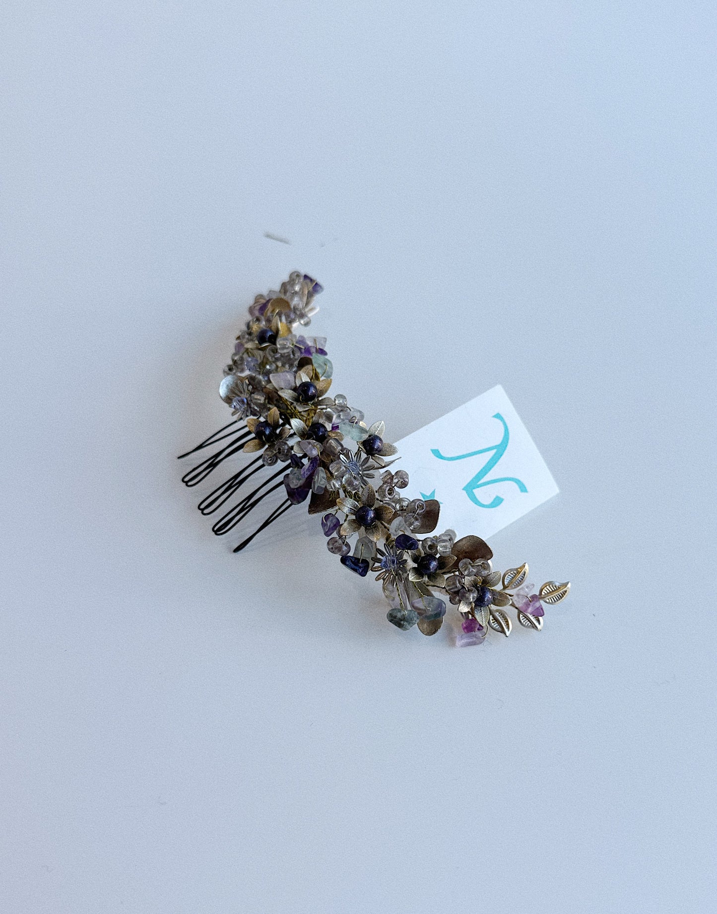 TOCADO PARA NOVIA EN DORADO VIOLETAS