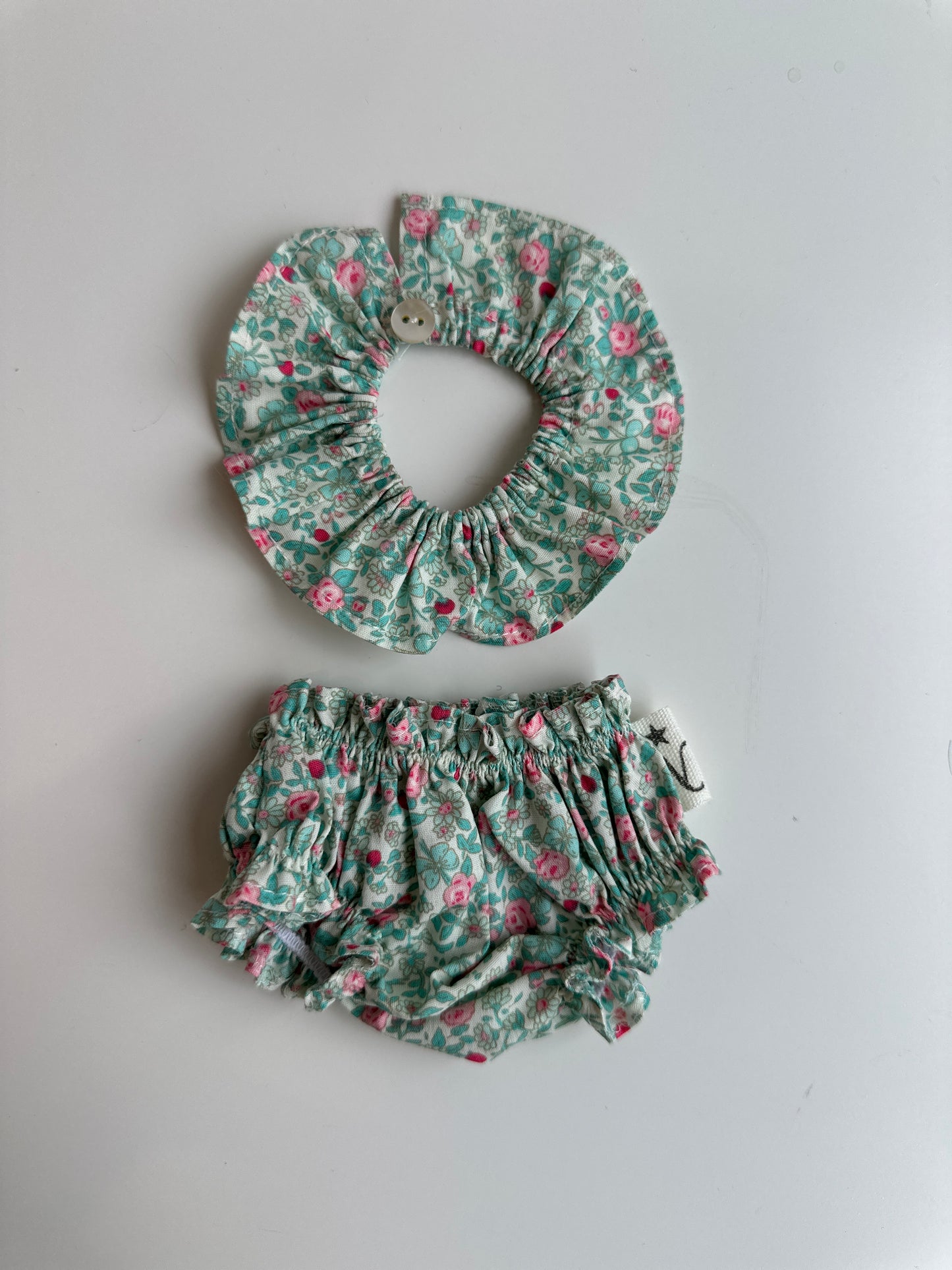 Cuello y culotte para muñeco de 33cm