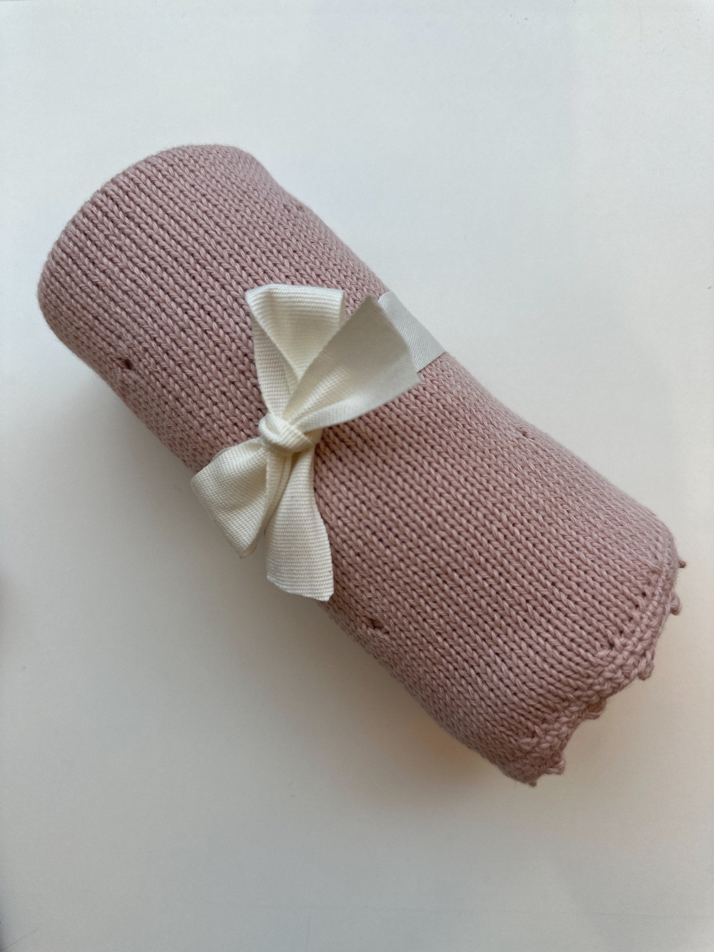 MANTITA/ ARRULLO HECHA EN ALGODÓN PARA BEBÉ 70CM X 50 CM ROSA EMPOLVADO