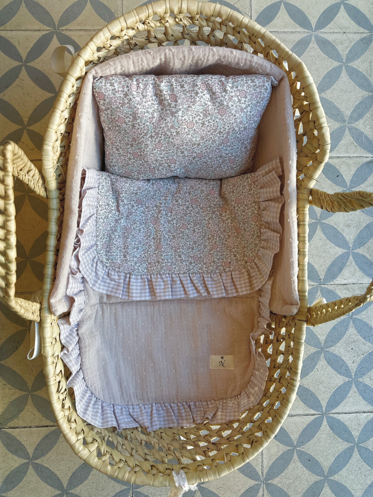 CAPAZO PARA REBORN Y MUÑECAS MODELO ANIA PLUMETI