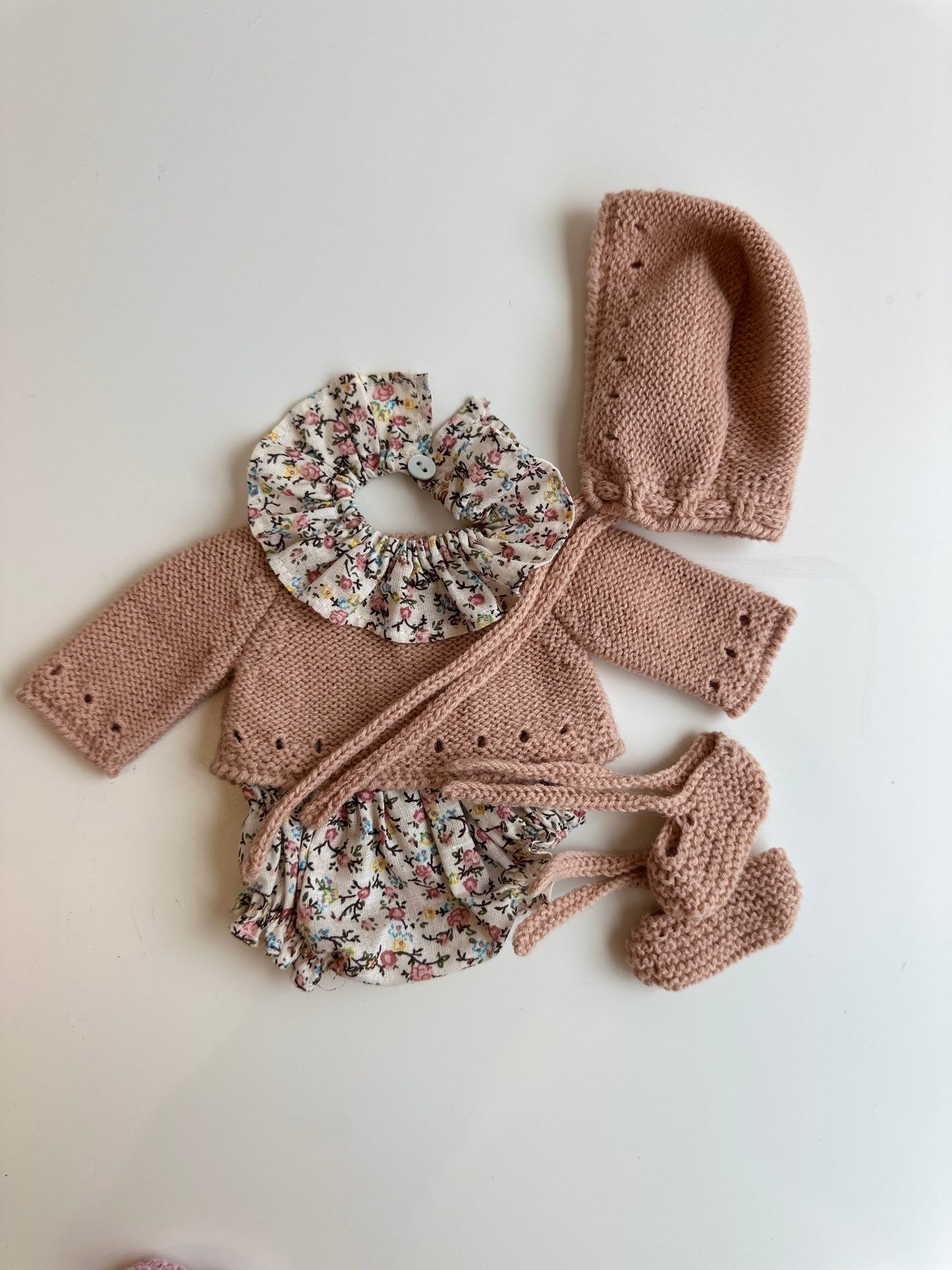 Conjunto ropa para muñeco 33cm calado