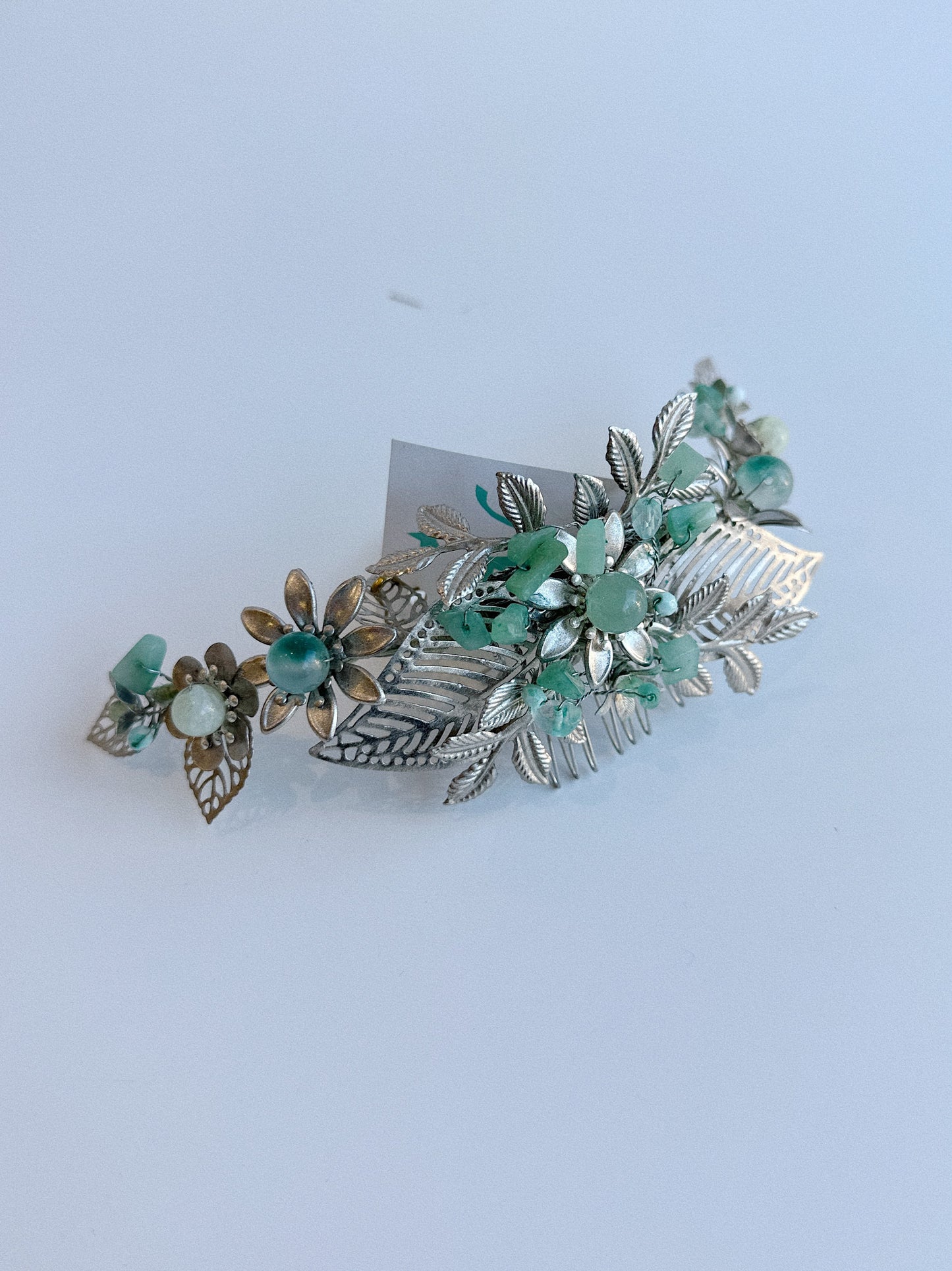 TOCADO PARA NOVIA EN PLATA Y VERDE