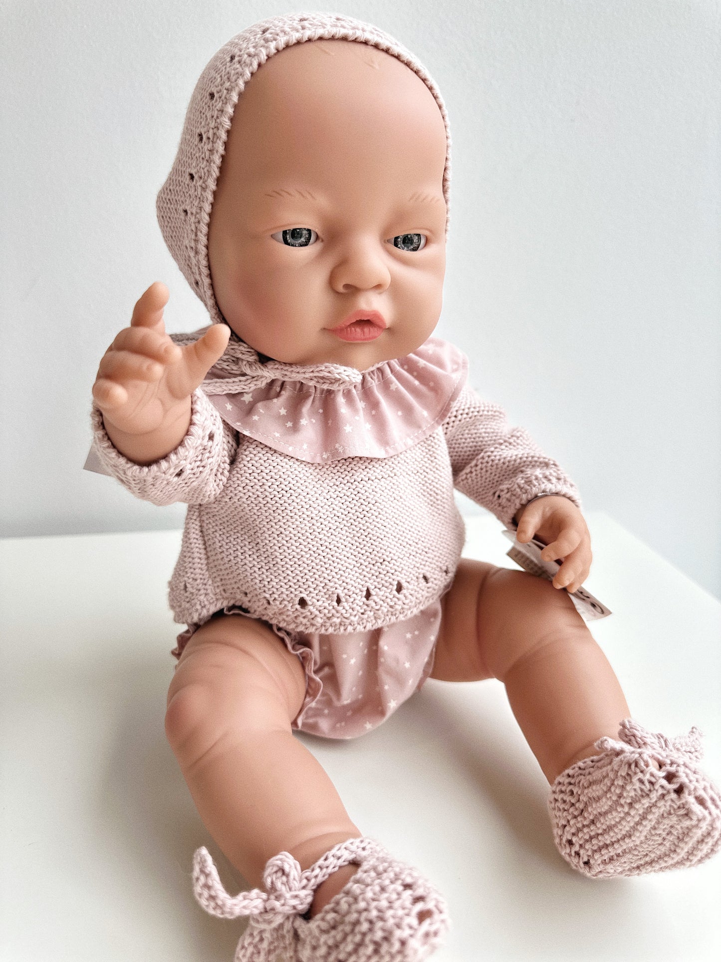 MUÑECO 42 CENTÍMETROS Y ROPA