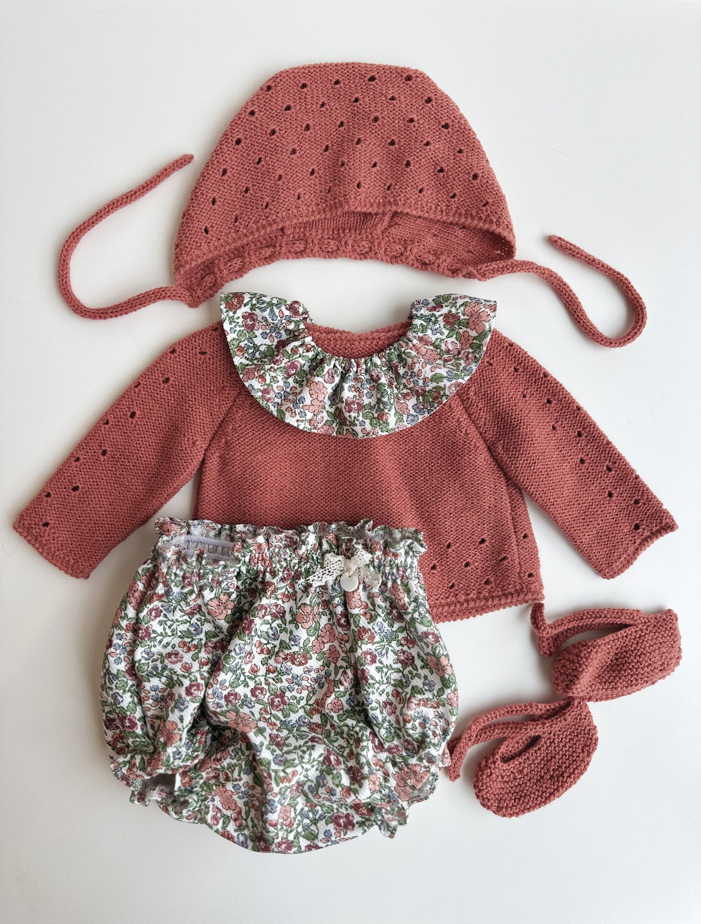 ROPA DE REBORN DE 42 CM Y MUÑECO DE 45 CM DESDE: