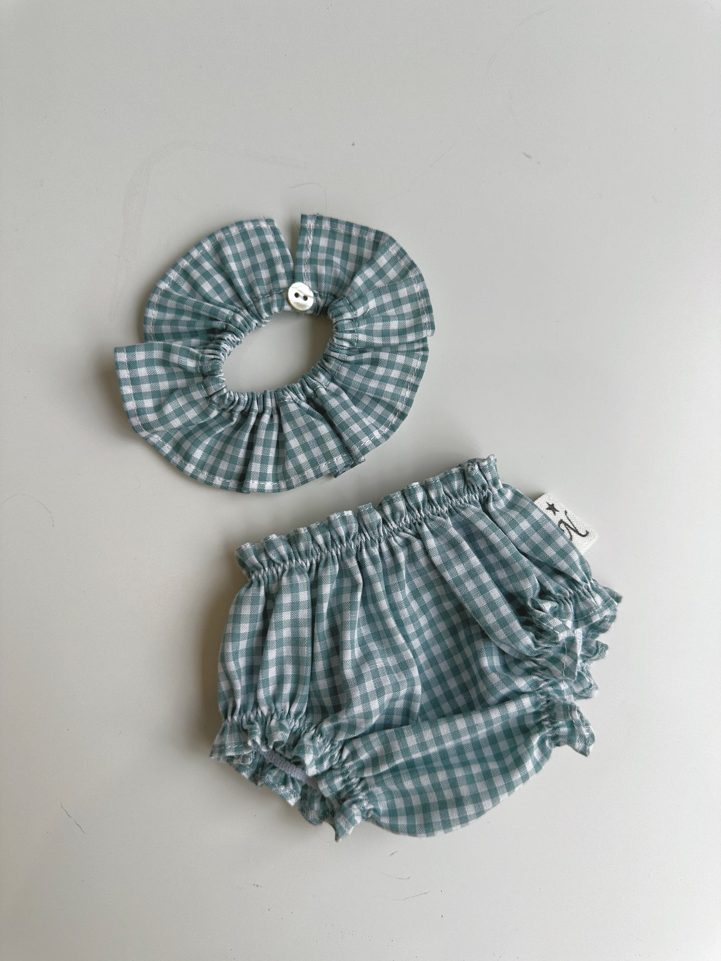 CUELLO Y CULOTTE PARA GORDI DE PAOLA REINA