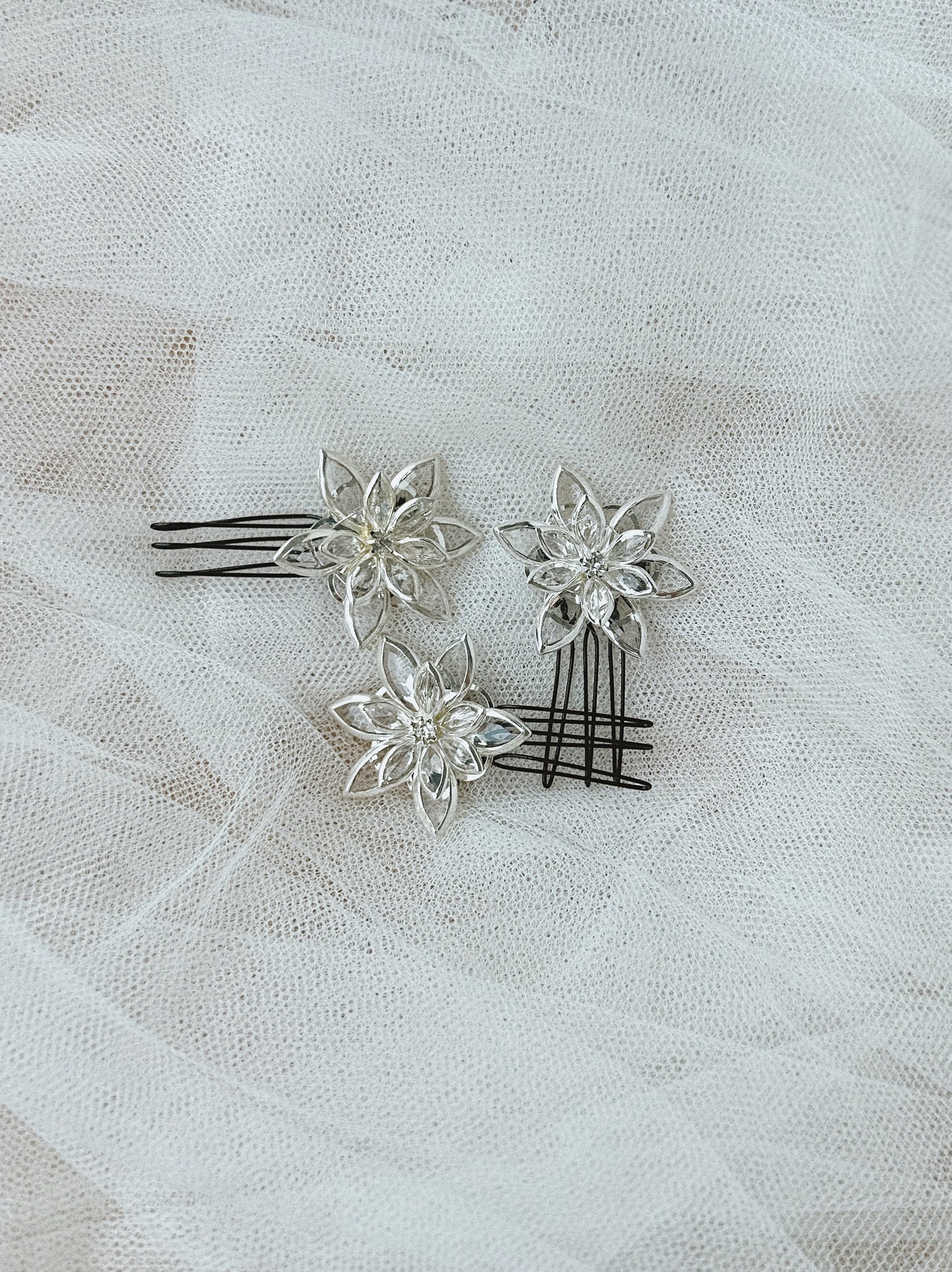 Mini peineta flor para novia
