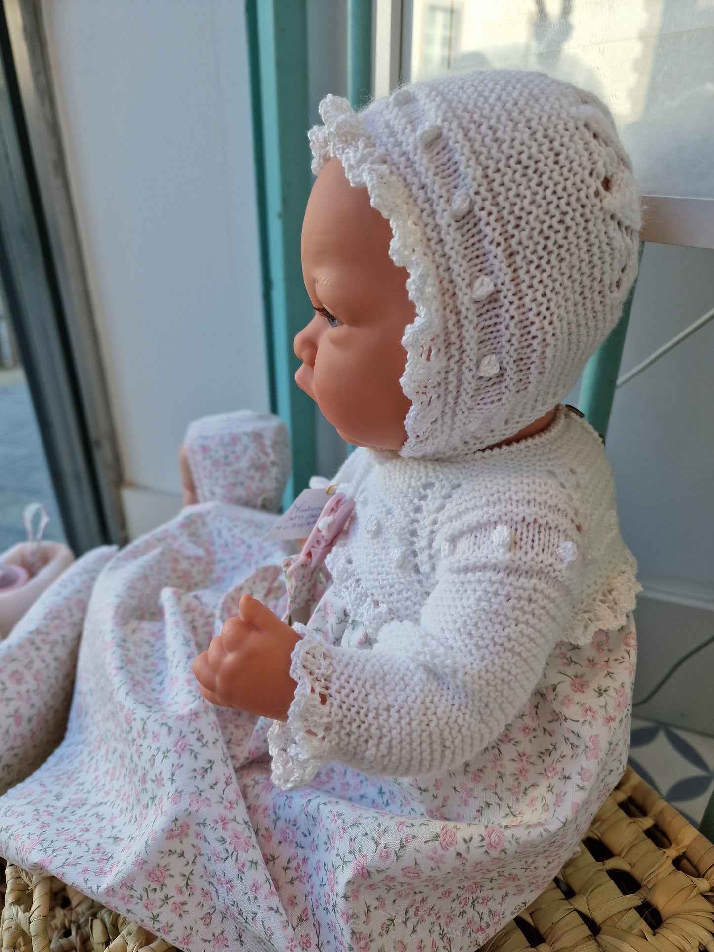 Muñeco 46 centímetros cuerpo blando Marina&Pau con faldón blanco