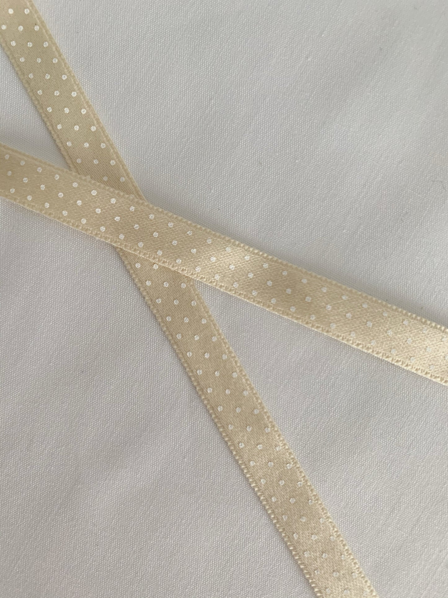 CINTA DE PELO DE 1 CENTÍMETROS DE ANCHO ESTAMPADO DE LUNARES
