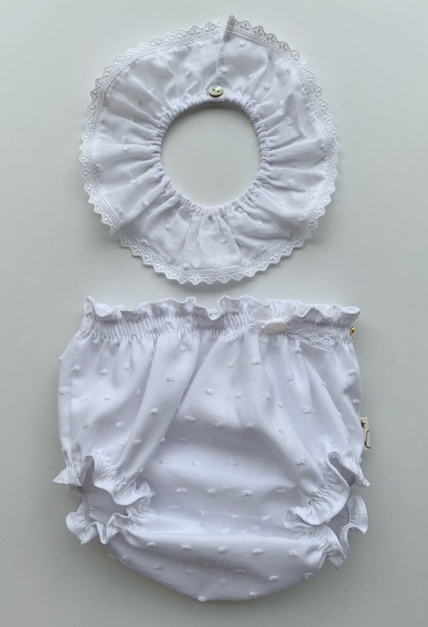 CONJUNTO DE CUELLO Y CULOTTE PARA REBORN 42 CENTÍMETROS.