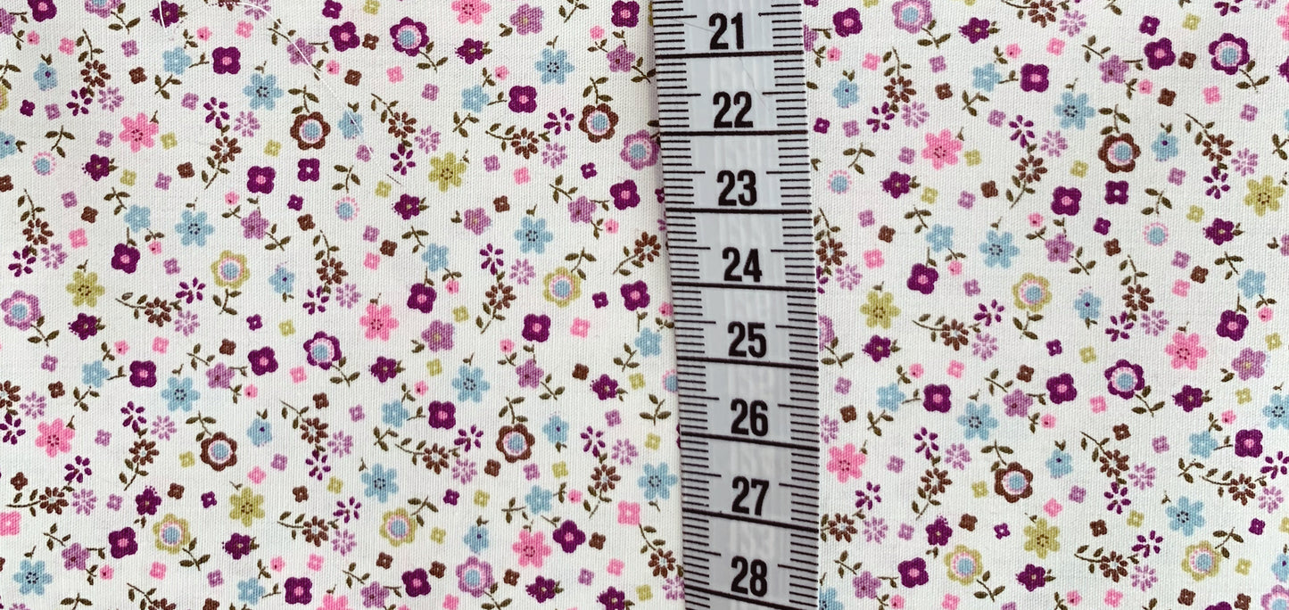TELA INFANTIL ESTAMPADA DE 1,50 CENTÍMETROS DE ANCHO. 12 EUROS/ METRO.