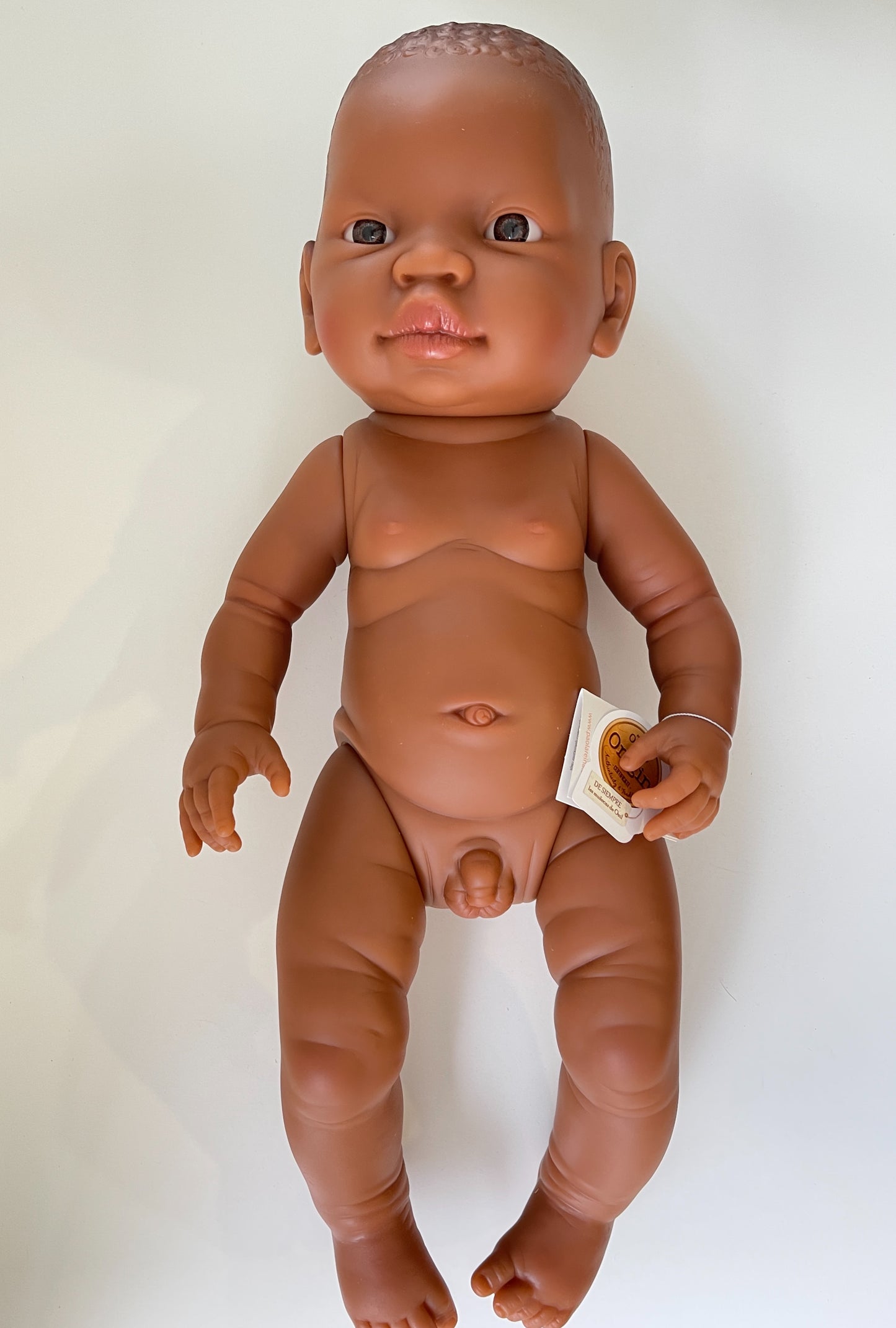 MUÑECO 42 CENTÍMETROS Y ROPA DESDE: