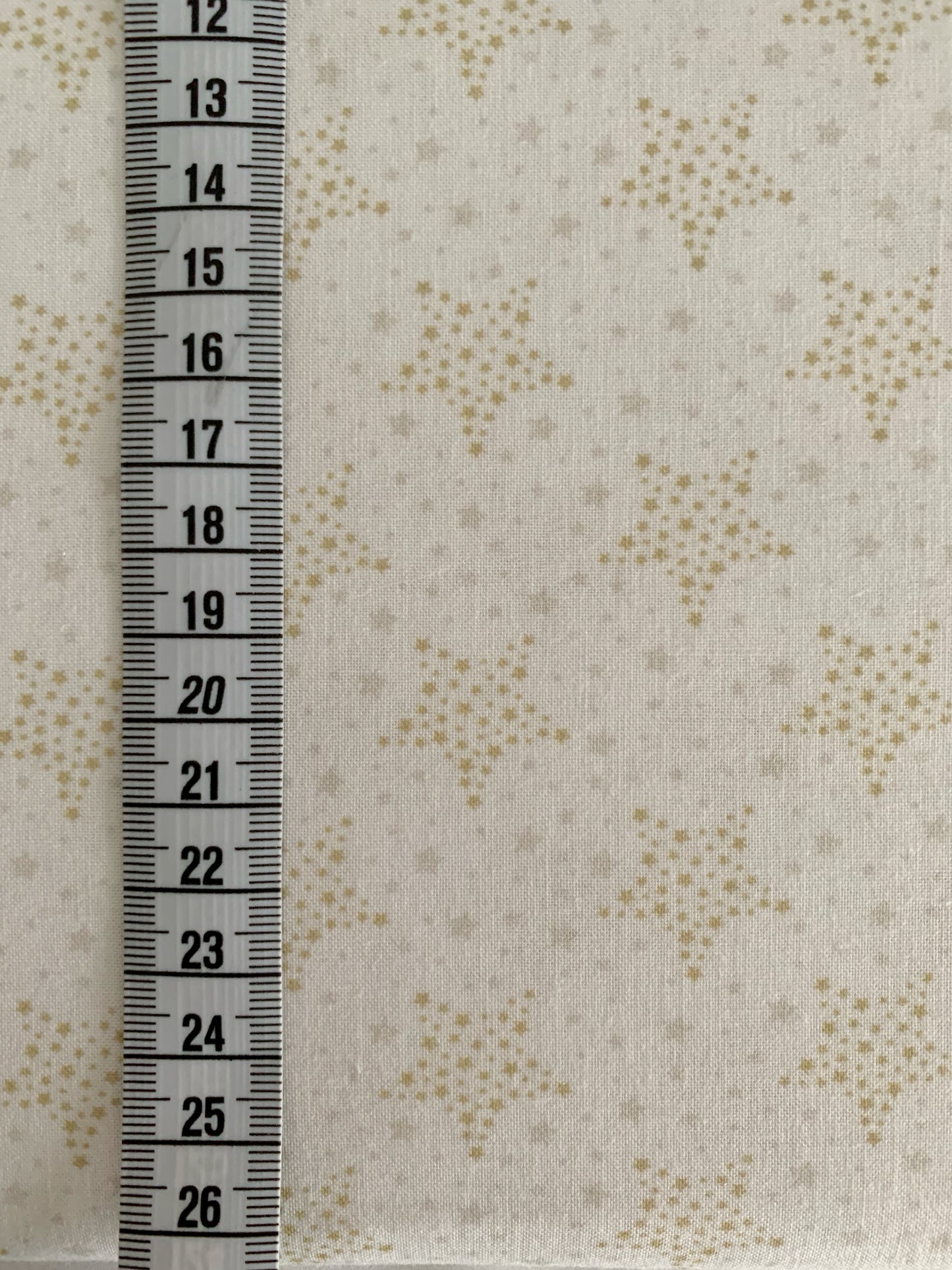 TELA INFANTIL ESTAMPADA DE 1,50 METROS DE ANCHO. 15 EUROS/ METRO.