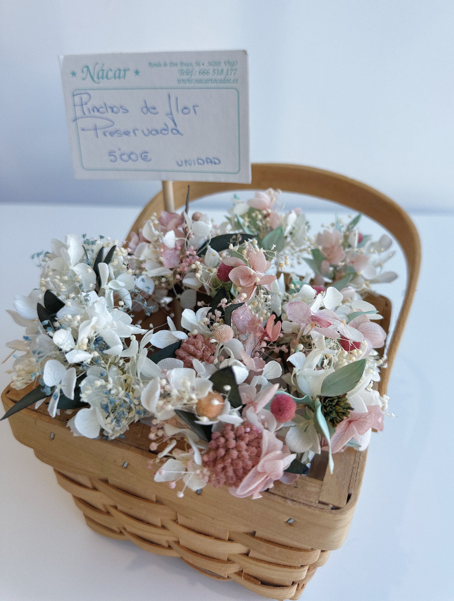 Pinchos flor preservada Primera Comunión