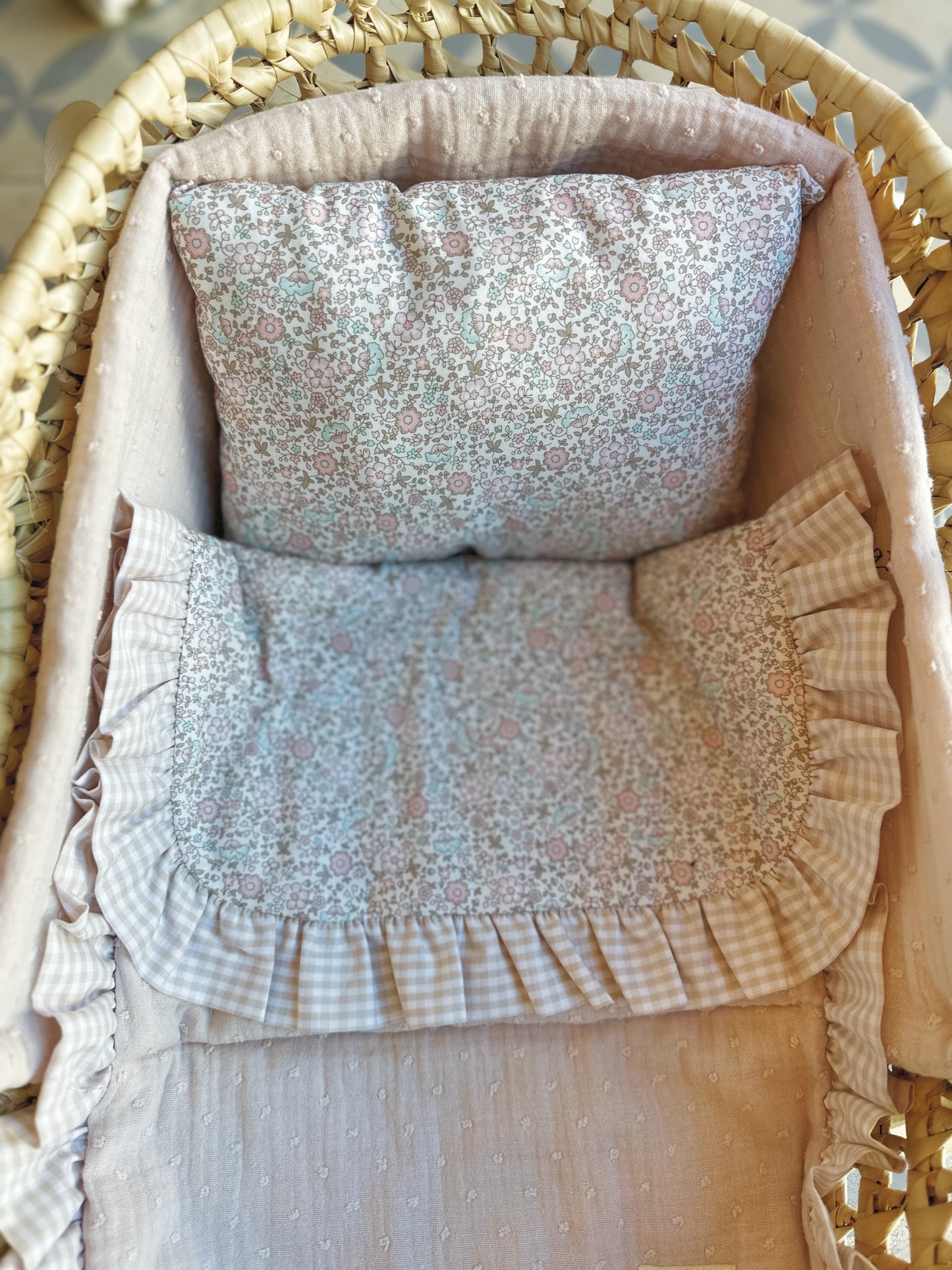 CAPAZO PARA REBORN Y MUÑECAS MODELO ANIA PLUMETI