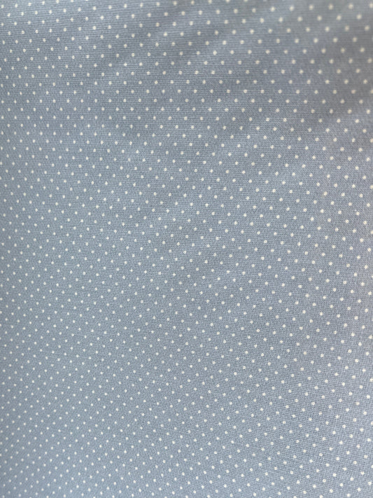 TELA ESTAMPADA DE 1,5 METROS DE ANCHO. 4 EUROS/ METRO.