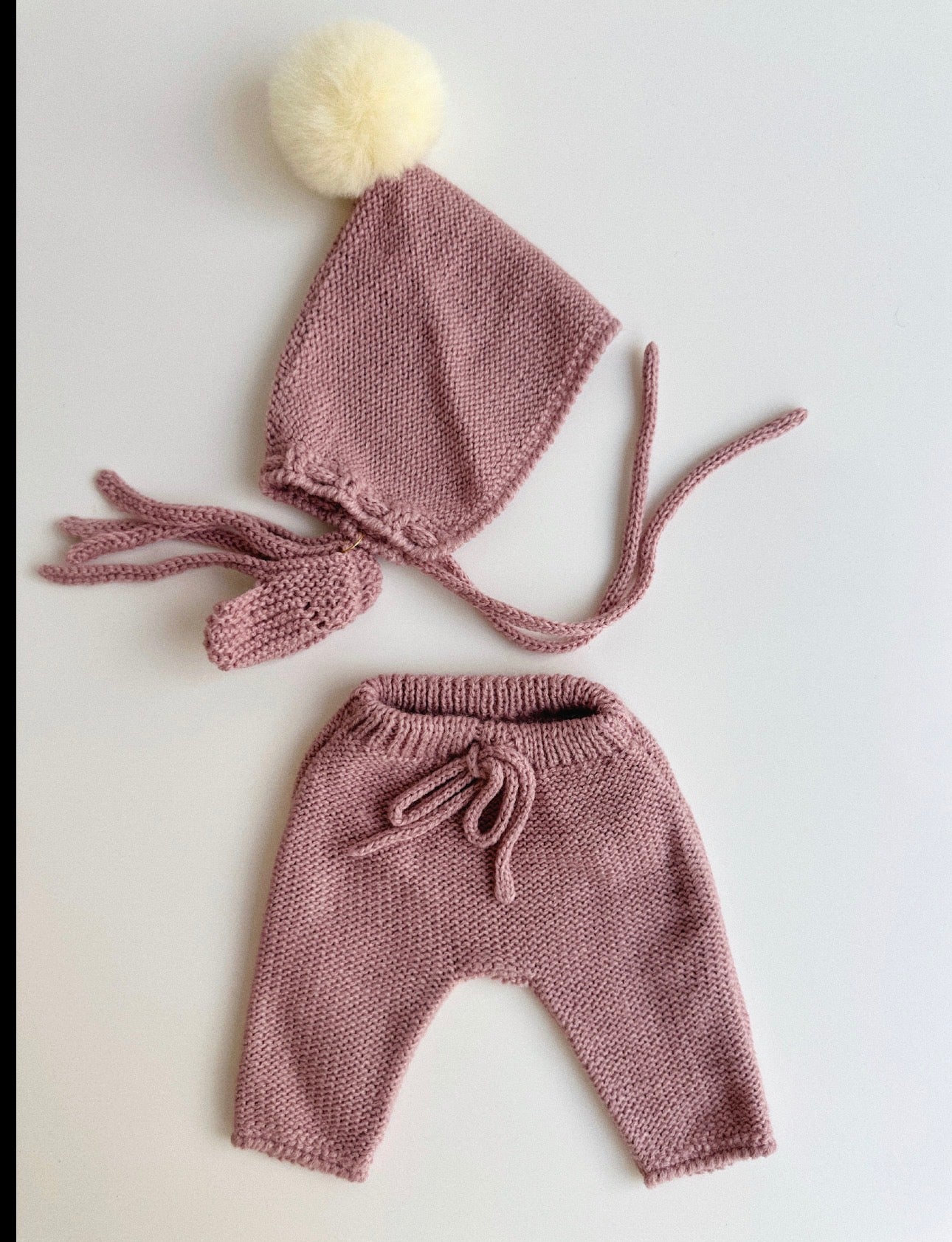 Conjunto polaina, capota pompón y patucos para Gordi Paola Reina 34 cm