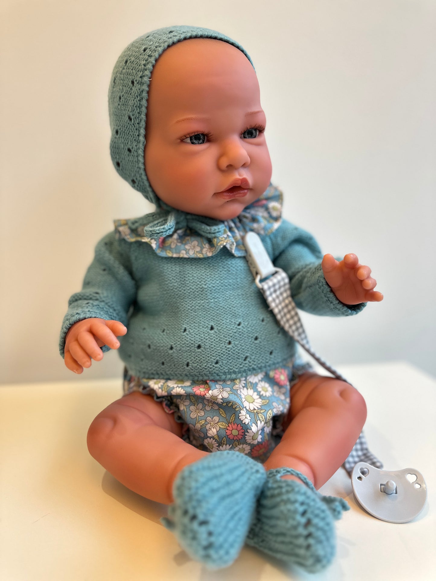 Muñeco 48 centímetros cuerpo blando con peso de Así