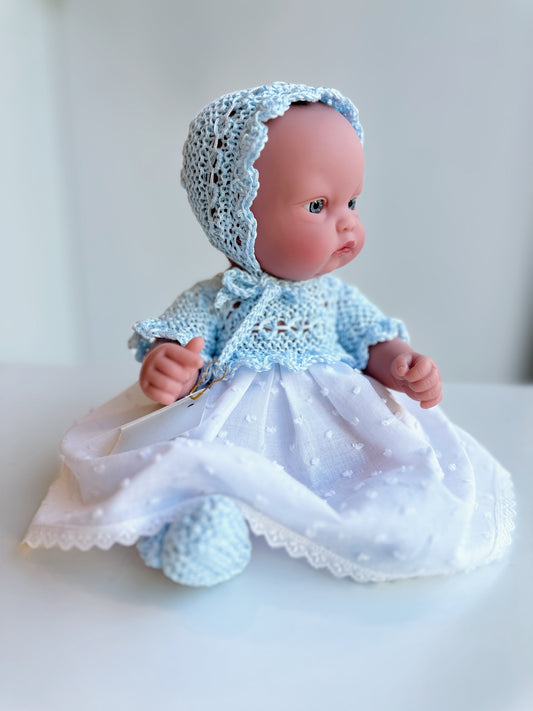 Conjunto faldón, capota, culotte y patucos hecho a mano