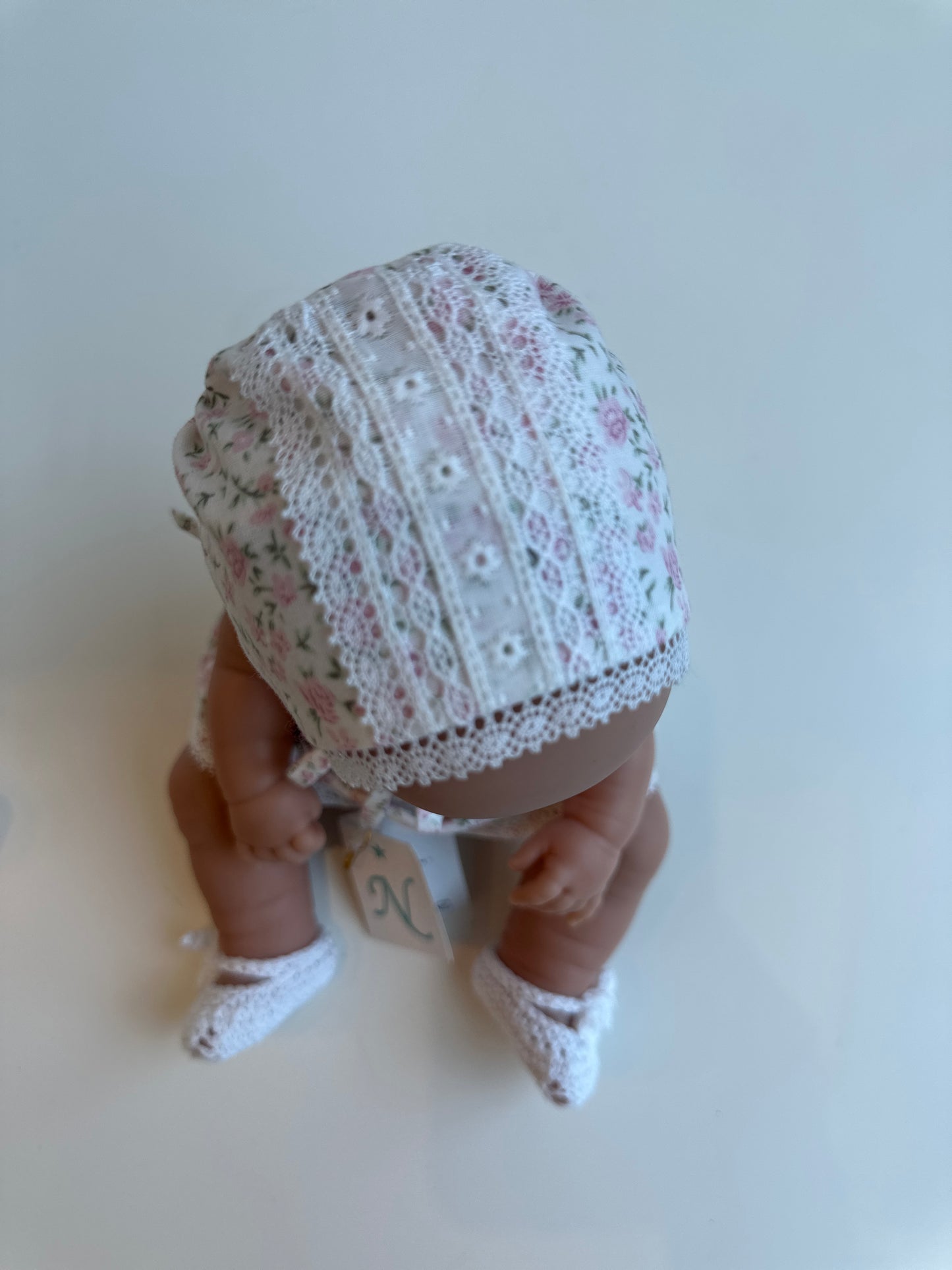 MUÑECO 33 CM LOLA