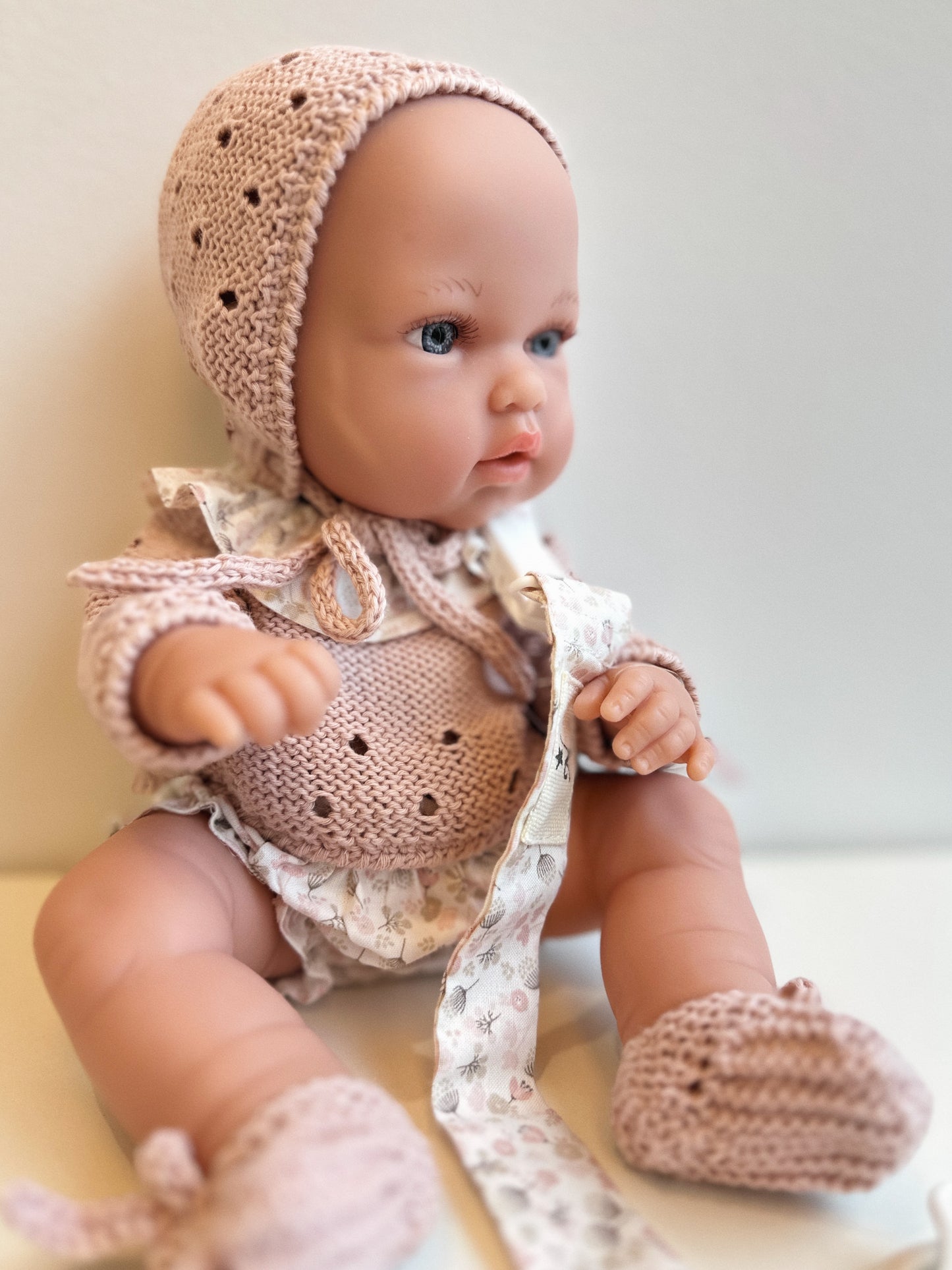 MUÑECO 33 CM