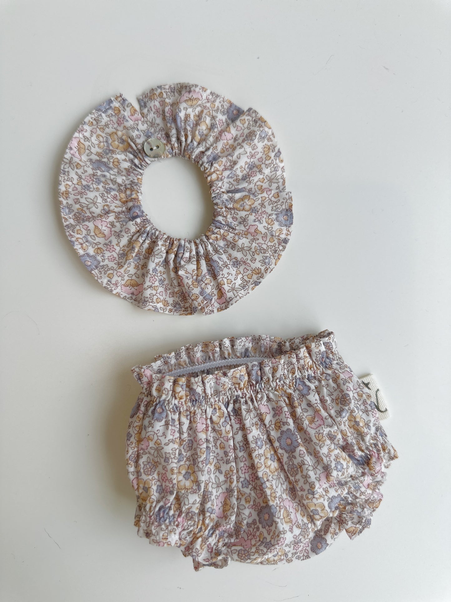CUELLO Y CULOTTE PARA GORDI DE PAOLA REINA