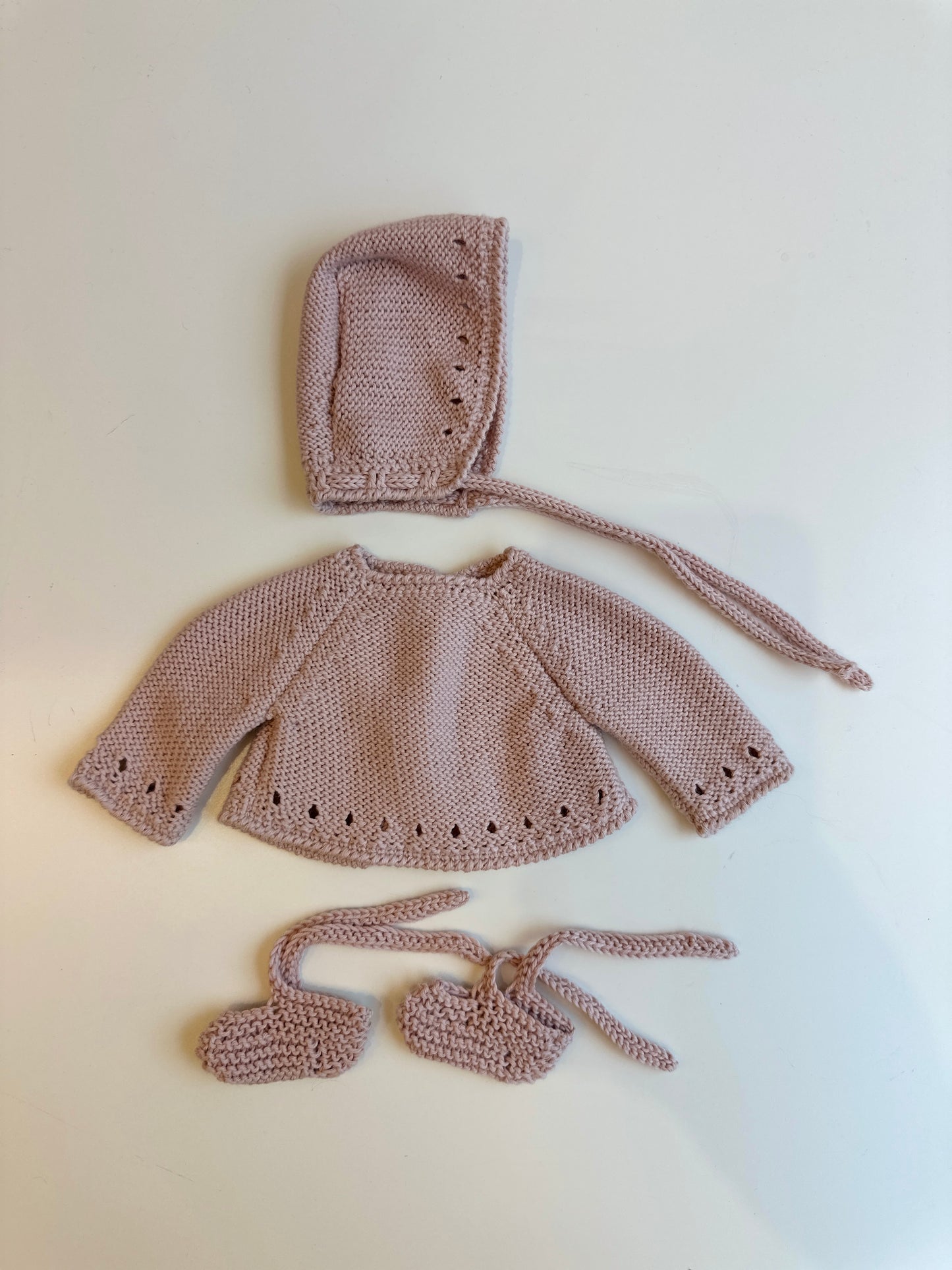 Conjuntos punto algodón hechos a máquina, modelo calado 36cm