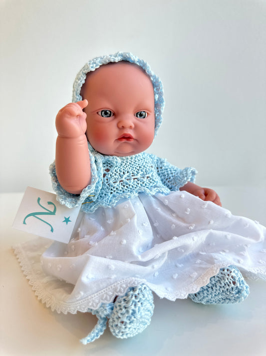 Muñeco 28 centímetros Así con faldón y cuerpo de punto azul