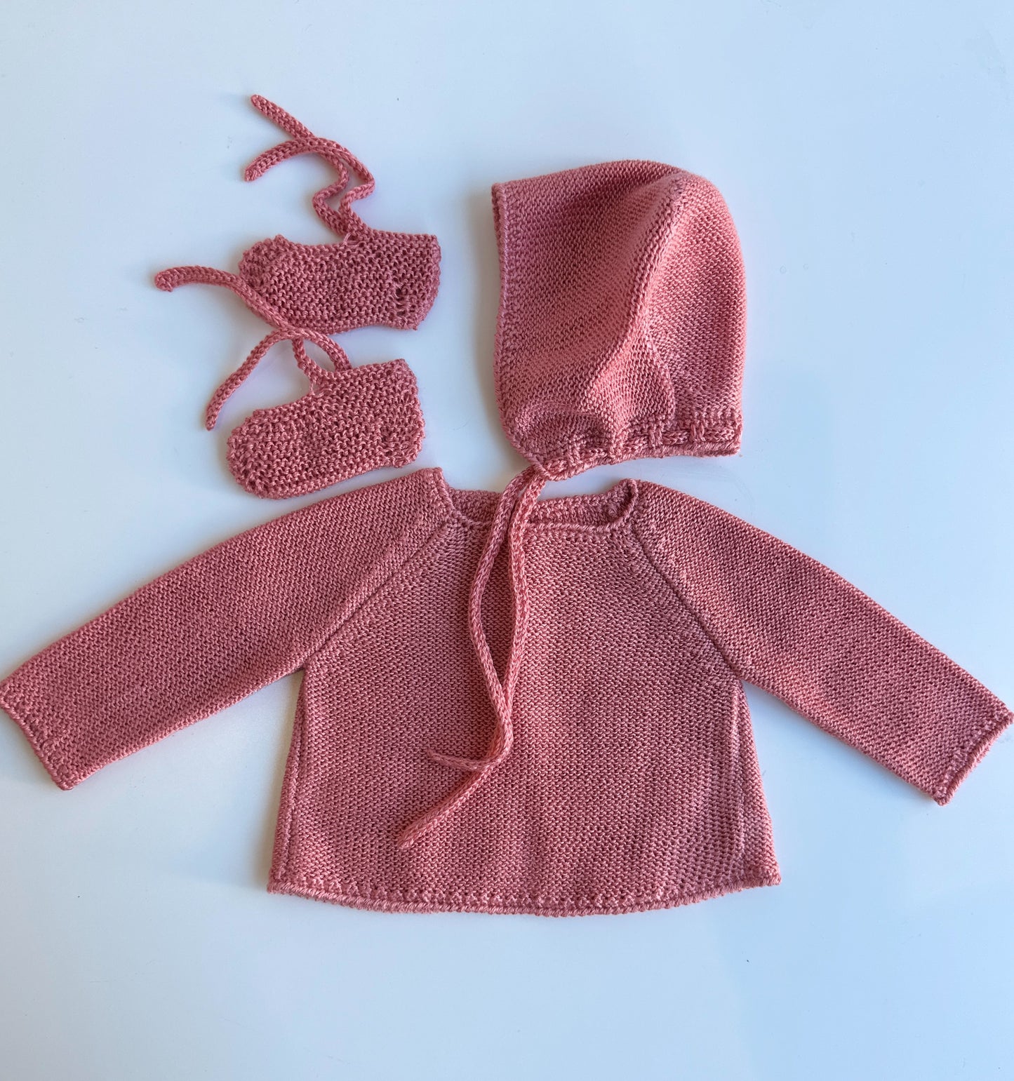 Capota, jersey y patucos para reborn 42cm