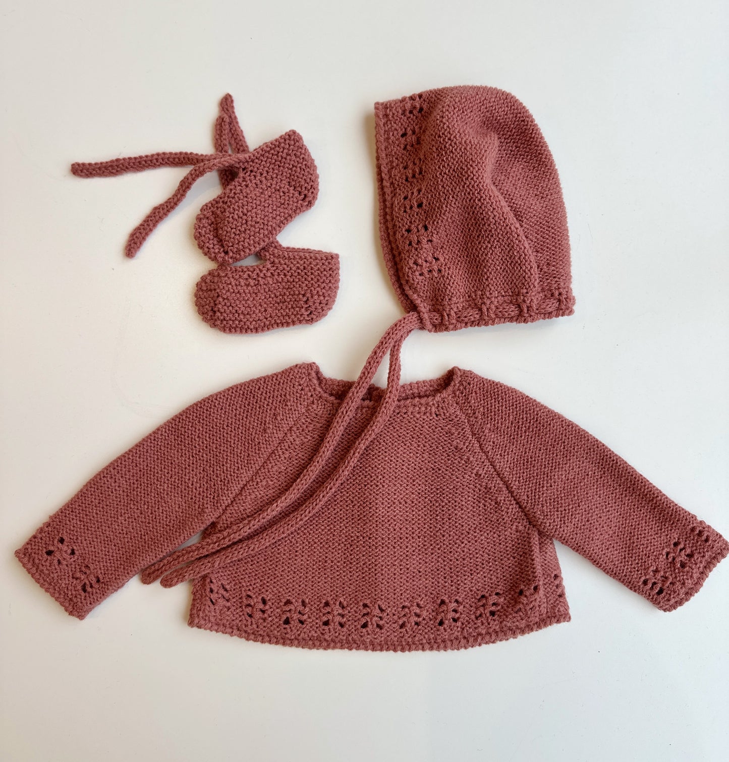 Capota, jersey y patucos para reborn 40cm y muñeco de 42cm