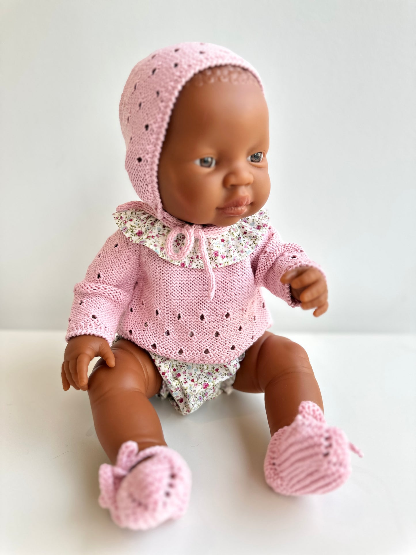 MUÑECO 42 CENTÍMETROS Y PUNTO ROSA CHICLE