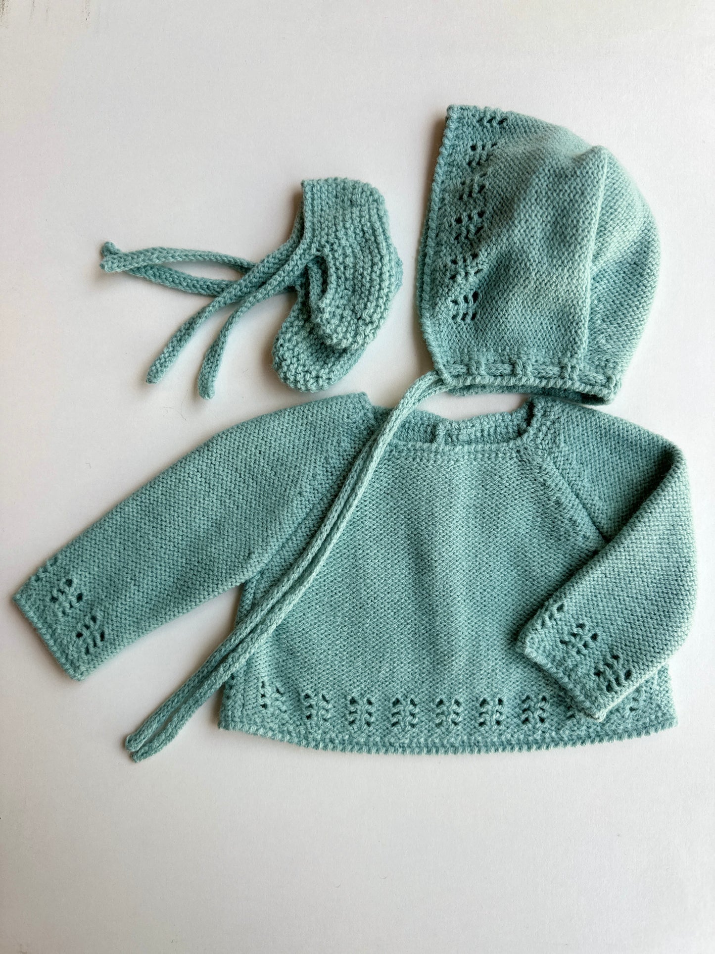 Capota, jersey y patucos para reborn 48cm