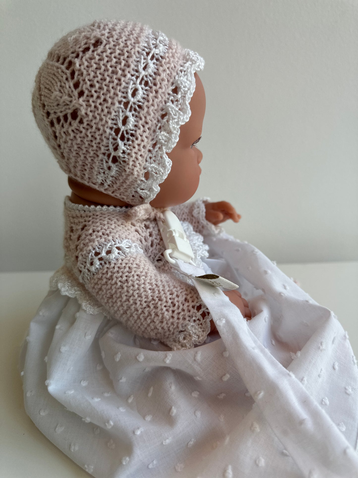 MUÑECO 33 CM con faldón hecho a mano