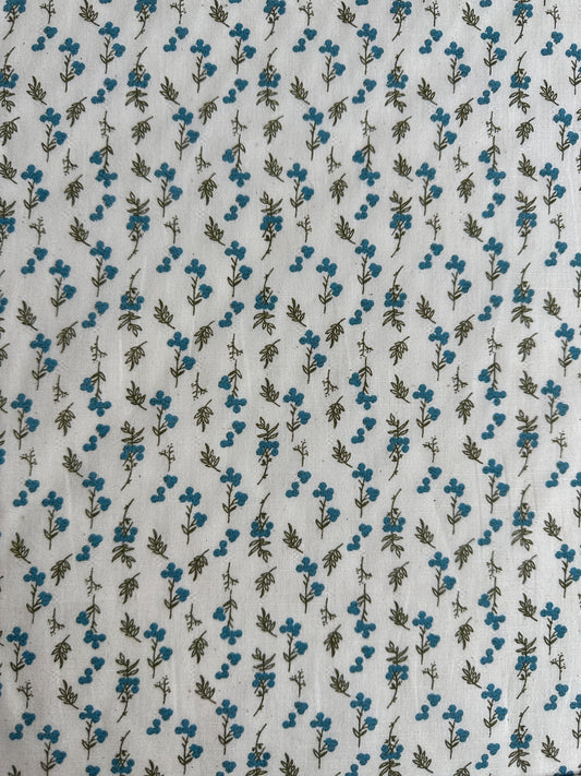 TELA ESTAMPADA DE 1,5 METROS DE ANCHO. 10,50 EUROS/ METRO.