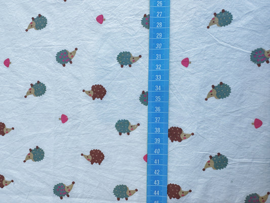 TELA INFANTIL ESTAMPADA DE 1,50 CENTÍMETROS DE ANCHO. 14 EUROS /METRO.